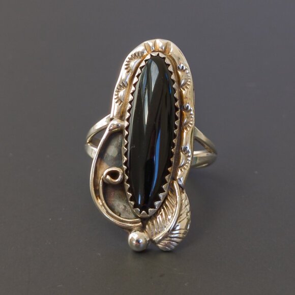 Sterling Long Onyx Navette Ring with Leaf & Scroll — Size 6.5–6.75 - Picture 1 of 8
